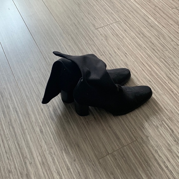 Black boots - Picture 2 of 5